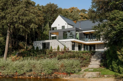 Les Pavillons du Lac