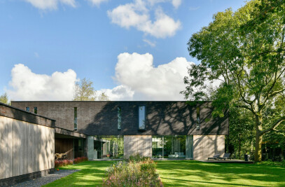 Cantilever Villa Noordwijk