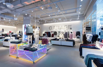 Garage Flagship: Digital Innovation & Brand Experience
