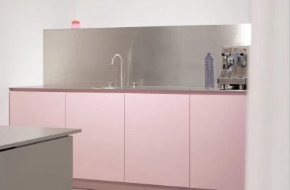 Bureau Klaus Alman by Gerdesmeyer Krohn