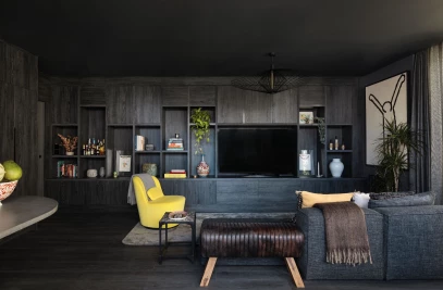 All in black London City penthouse